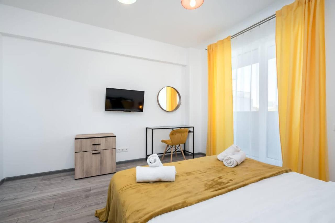 Апартаменты Carol New Building With Balcony Бухарест Экстерьер фото